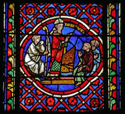 Fenster mit Darstellung einer Szene aus dem Leben des Heiligen Bonnet: Blanda kommt zu Saint Bonnet und dankt ihm von French School